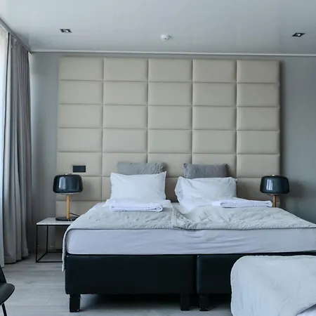 Midtown 3*