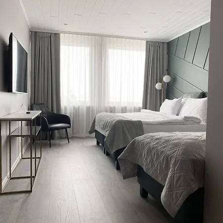 Midtown Hotel 3*
