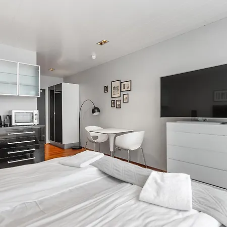 Midtown Hotel