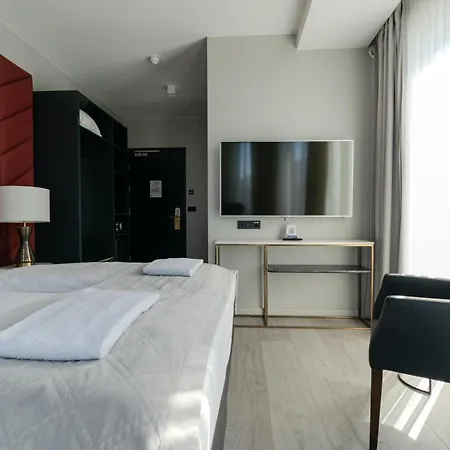 Midtown 3*